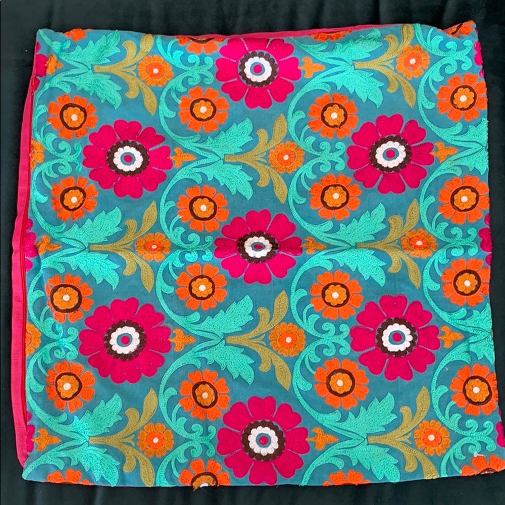 Embroidered Floral Pillowcase